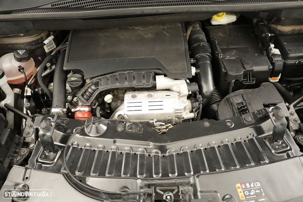 Opel Crossland X 1.2 120 Anos - 24