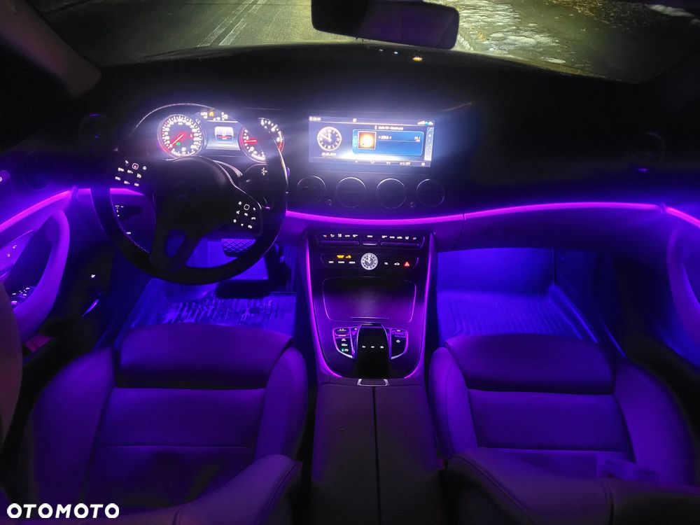 Mercedes-Benz Klasa E 200 d 9G-TRONIC - 8