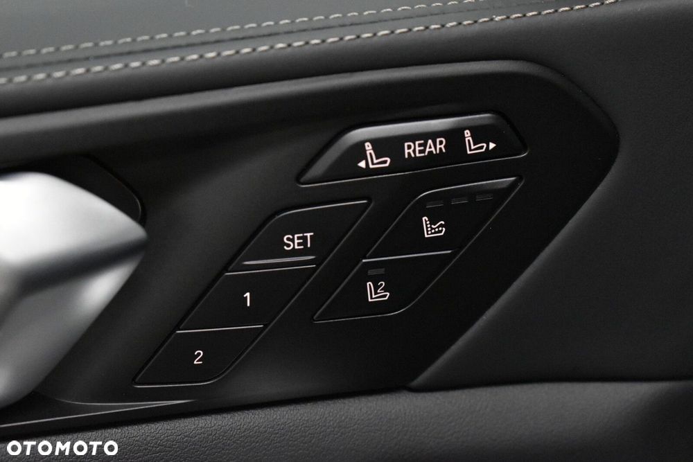 BMW X7 - 9