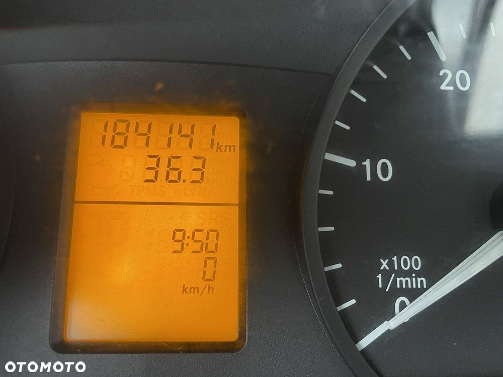 Mercedes-Benz Sprinter - 33
