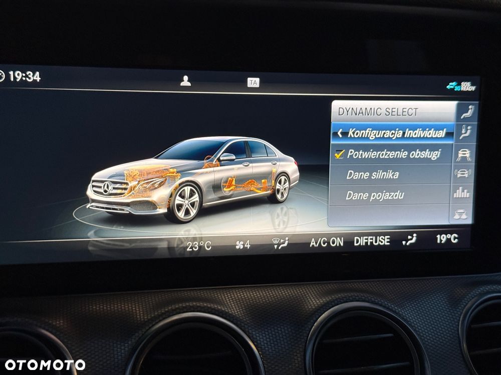 Mercedes-Benz Klasa E 220 d 4-Matic 9G-TRONIC - 15