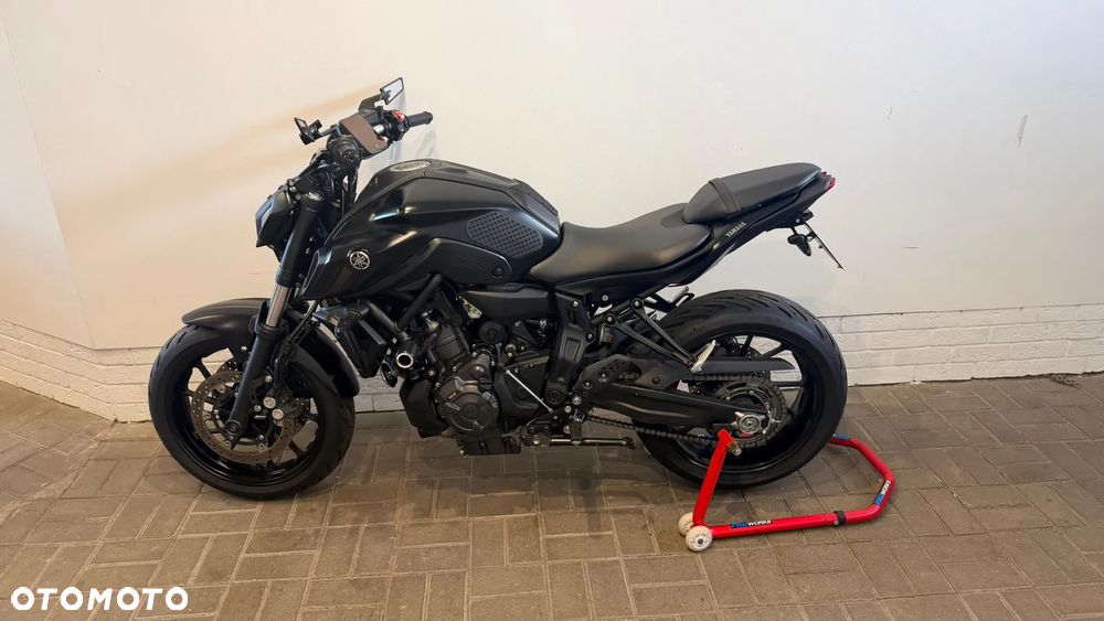 Yamaha MT - 4