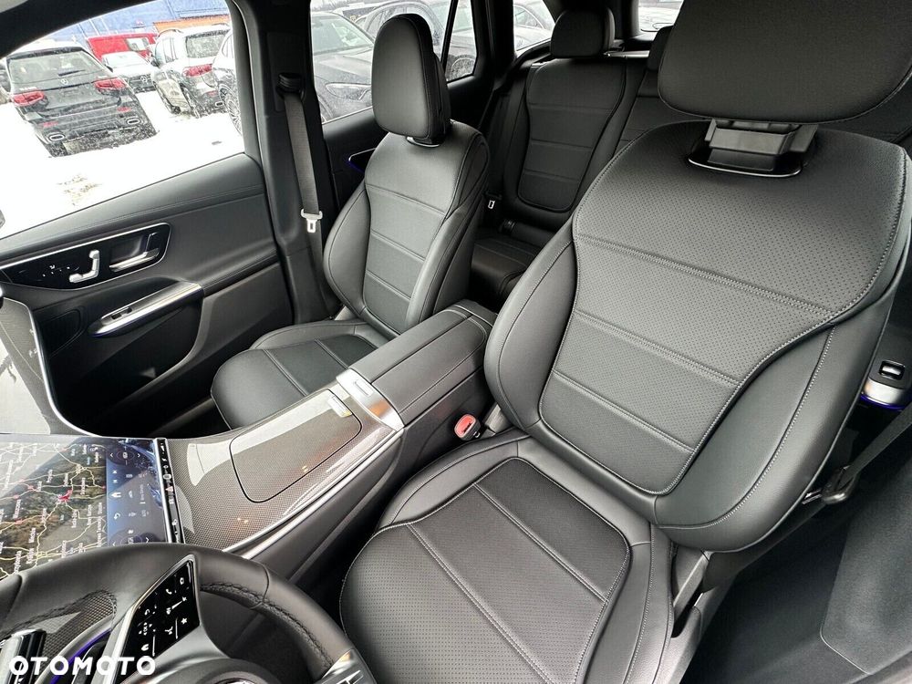 Mercedes-Benz GLC - 17