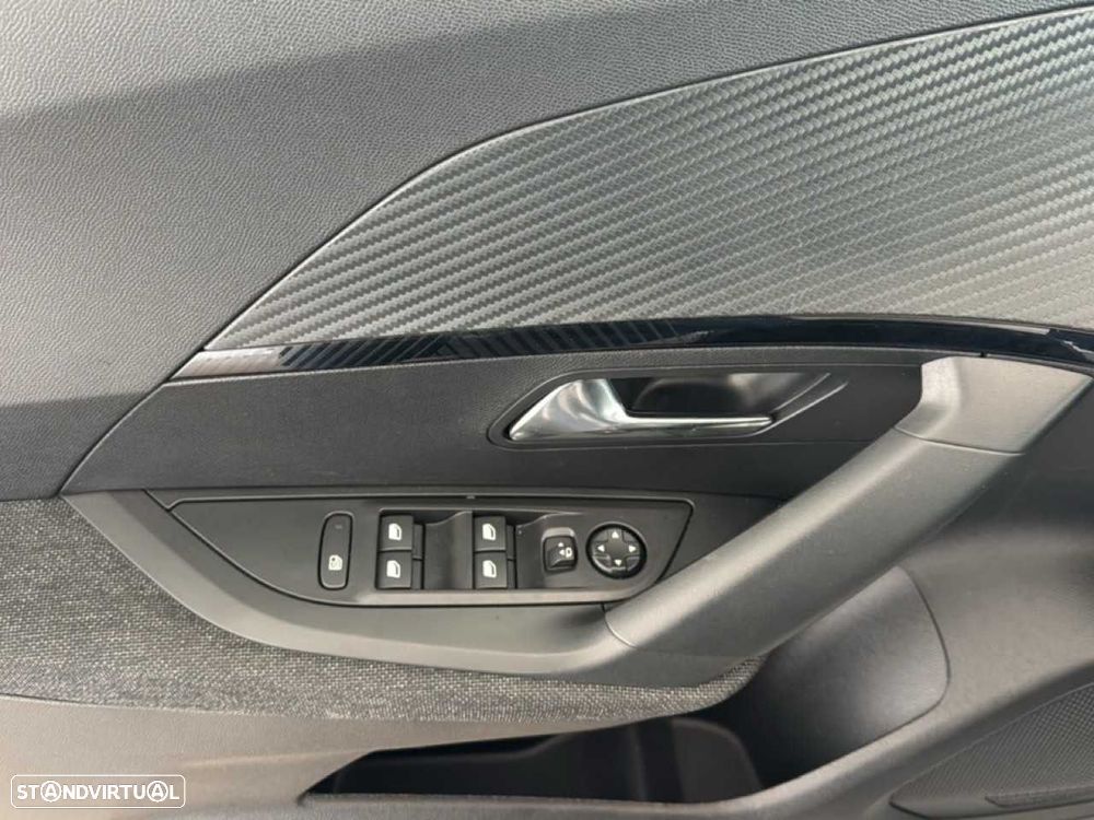 Peugeot 2008 1.2 PureTech Style - 13