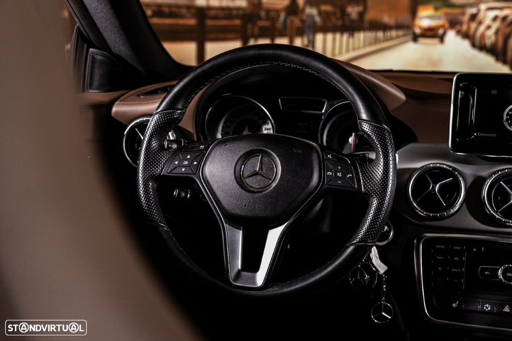 Mercedes-Benz CLA 220 CDI Urban Aut. - 10