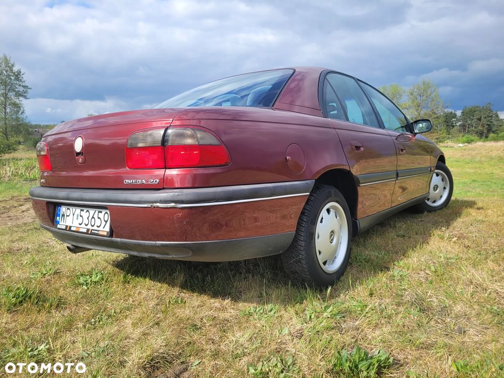 Opel Omega 2.0 CD - 3
