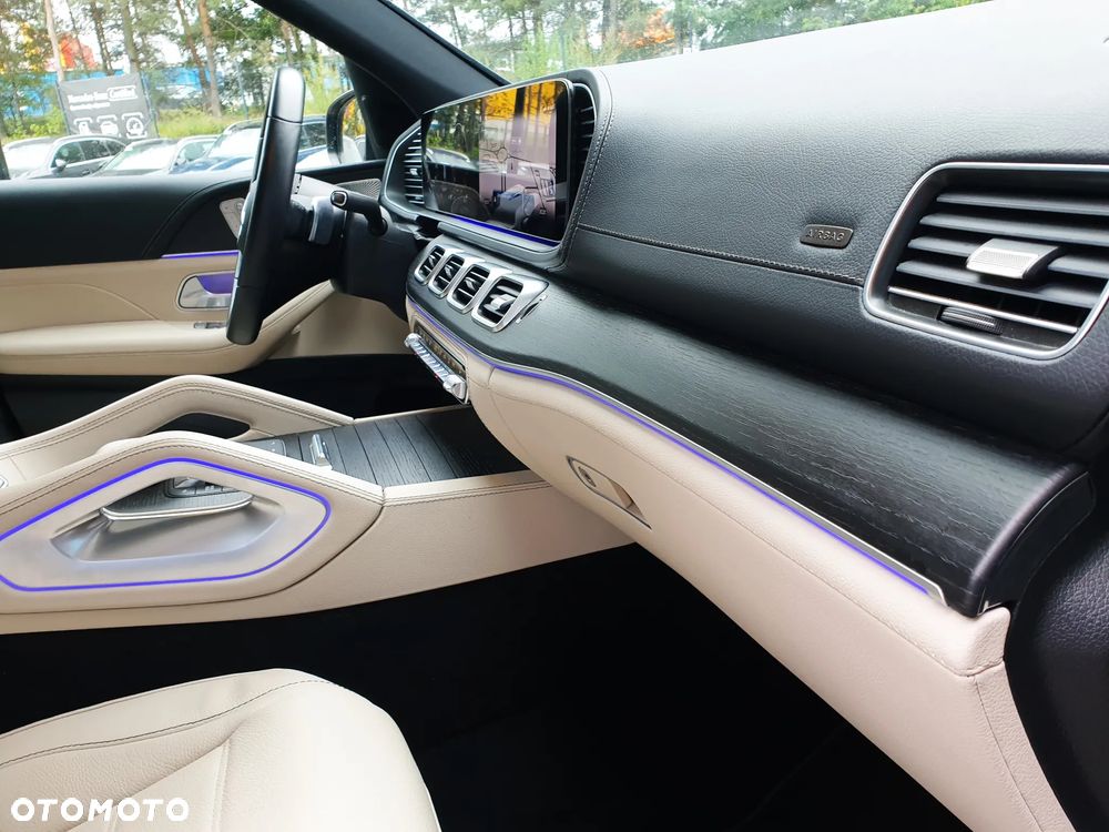 Mercedes-Benz GLE 300 d 4-Matic - 25