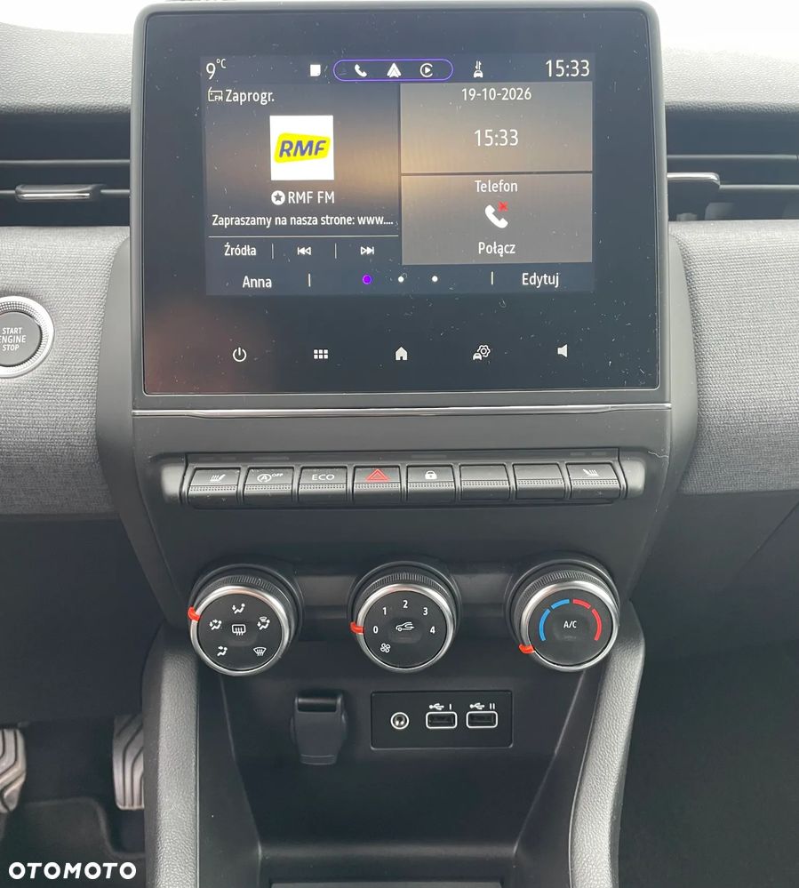 Renault Clio - 22