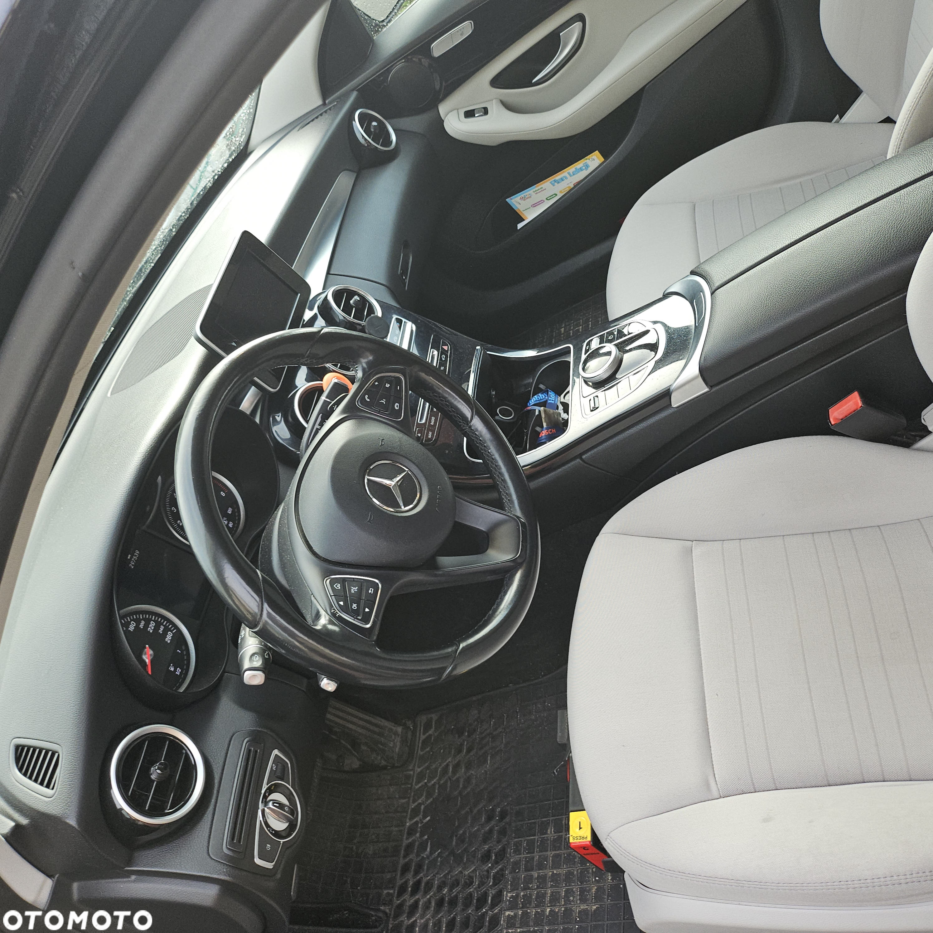 Mercedes-Benz Klasa C 200 4-Matic 7G-TRONIC - 3