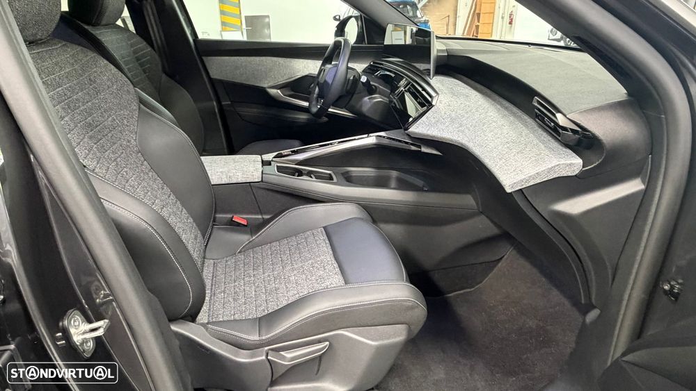 Peugeot 3008 1.2 Hybrid Allure e-DCS6 - 11