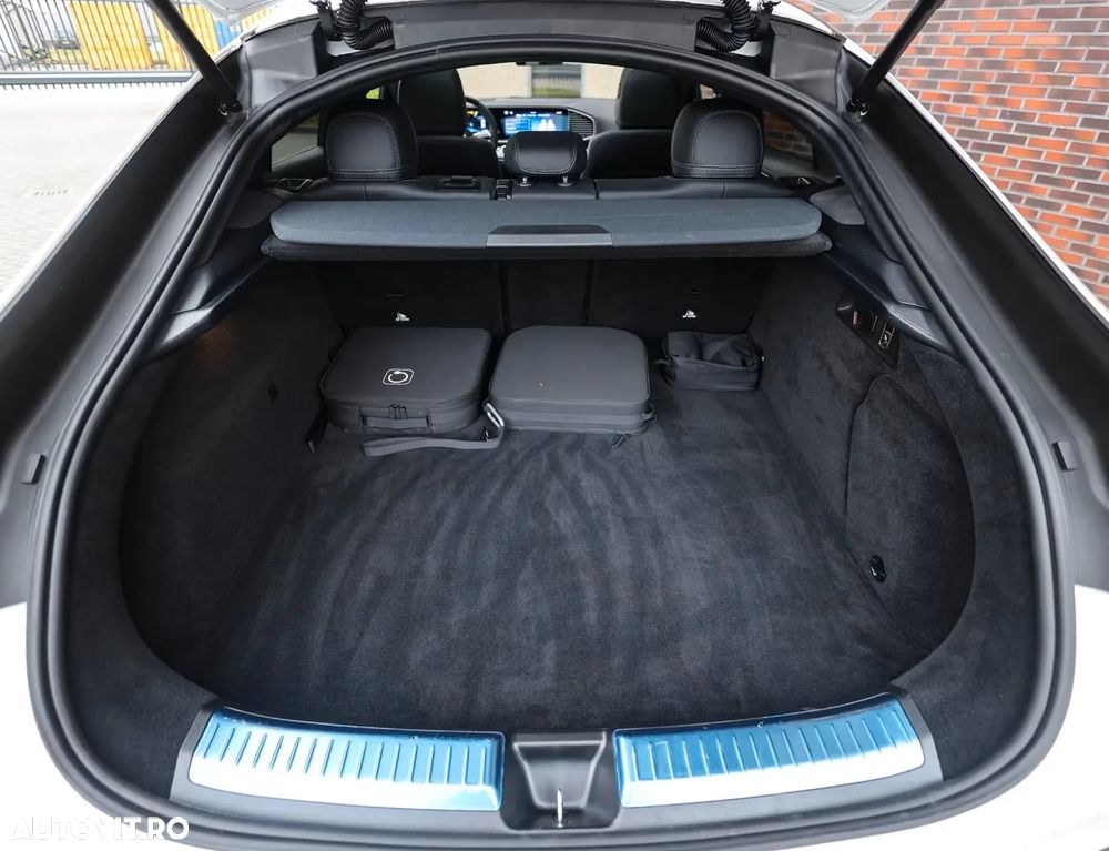 Mercedes-Benz GLE - 27