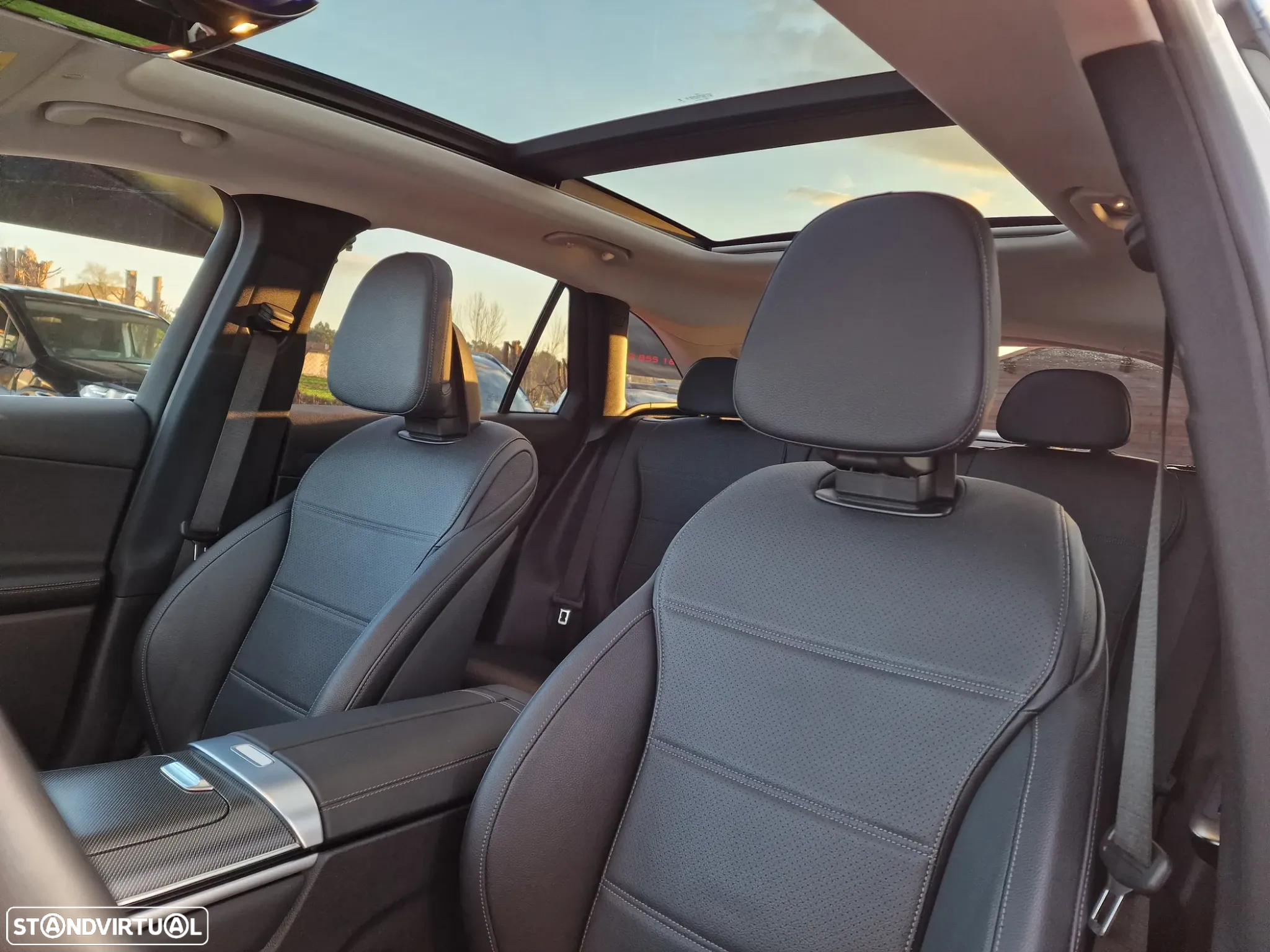 Mercedes-Benz GLC 300 de 4Matic - 30