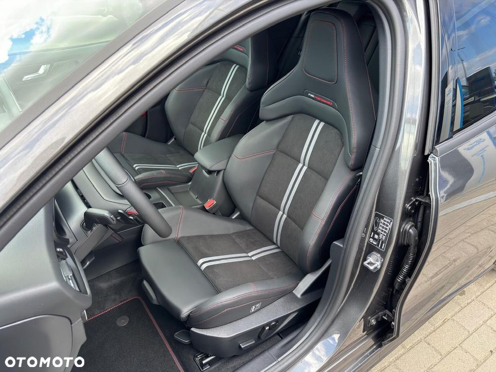 Ford Focus - 15