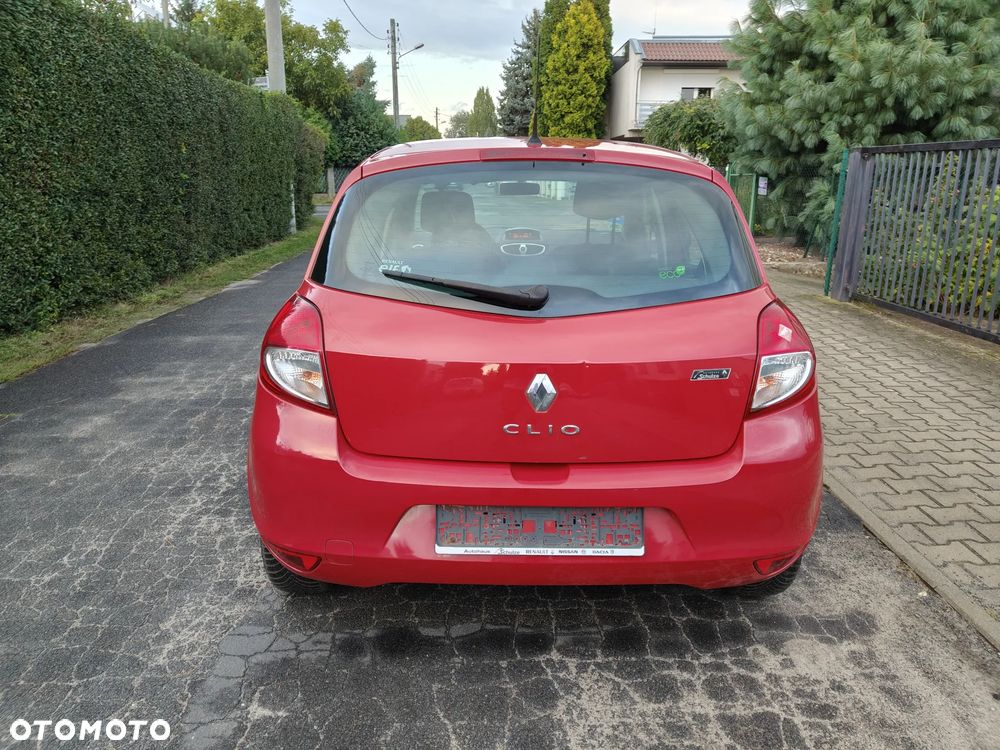 Renault Clio - 5