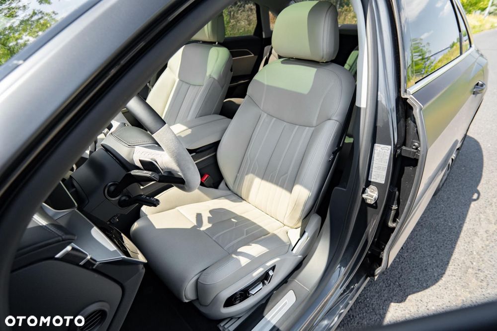 Audi A8 L 55 TFSI mHEV Quattro Tiptr - 13