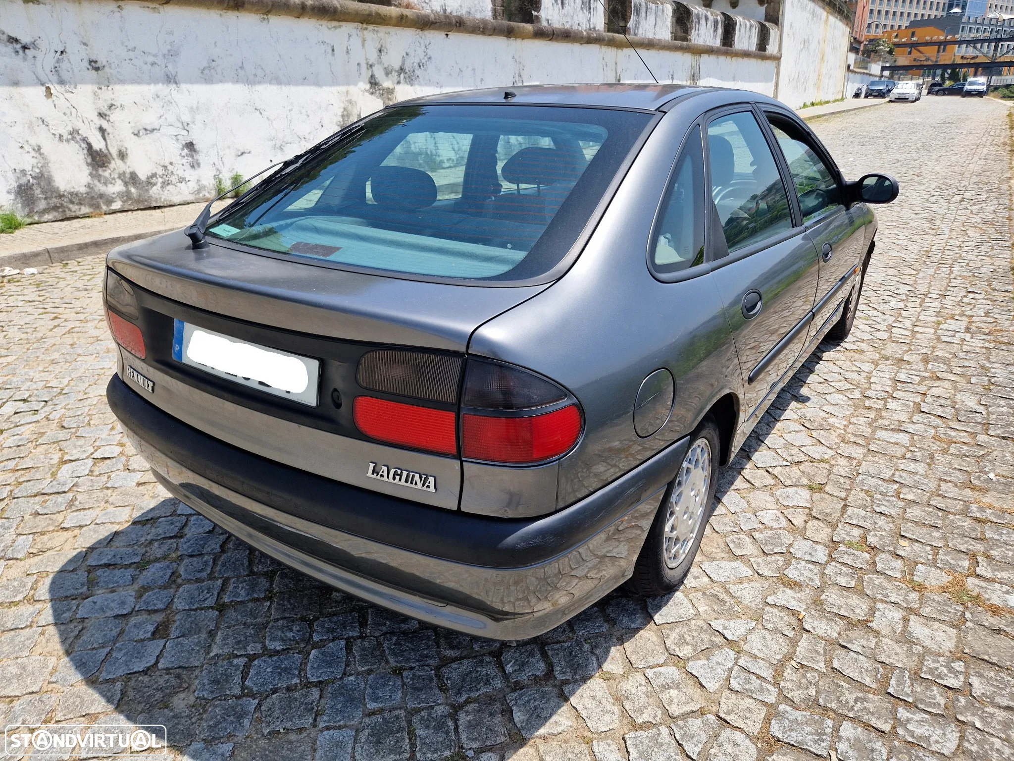 Renault Laguna 1.8 RXE - 6