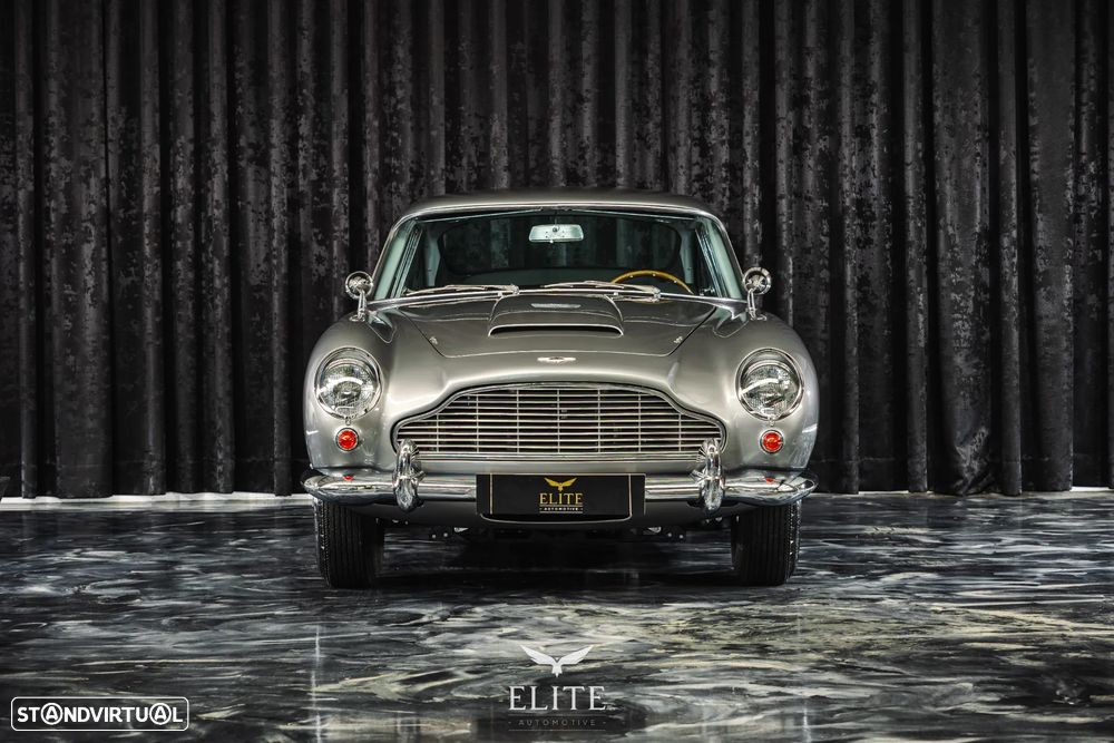 Aston Martin DB5 Coupé - 5