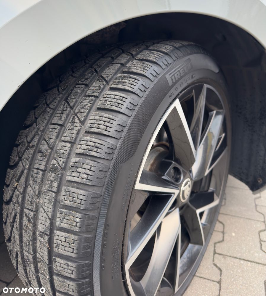 Skoda Superb 2.0 TDI SCR 4x4 Sportline DSG - 7