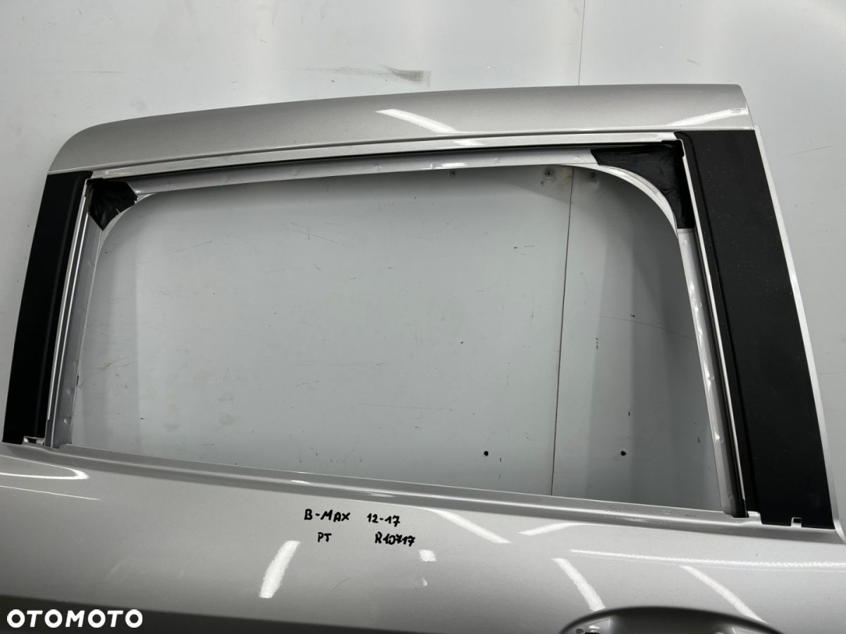 Drzwi Ford B-Max 12-17r. prawy tył prawe tylne AV11R24720AH - 2