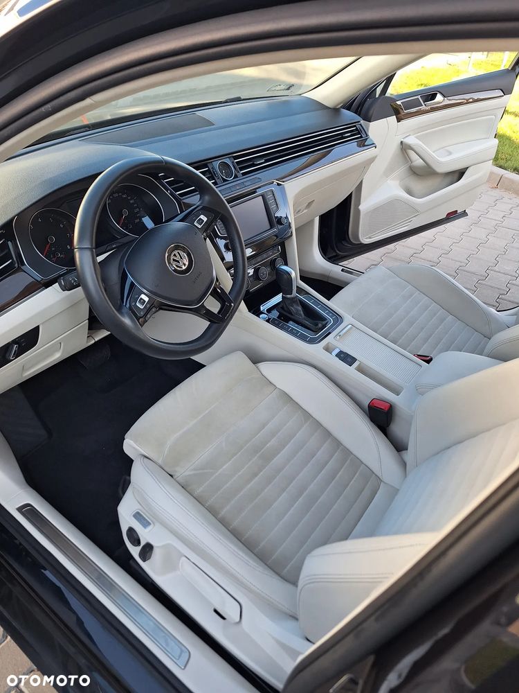 Volkswagen Passat 2.0 TSI BMT Highline DSG - 11