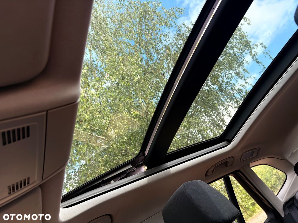 BMW X1 sDrive18d - 9