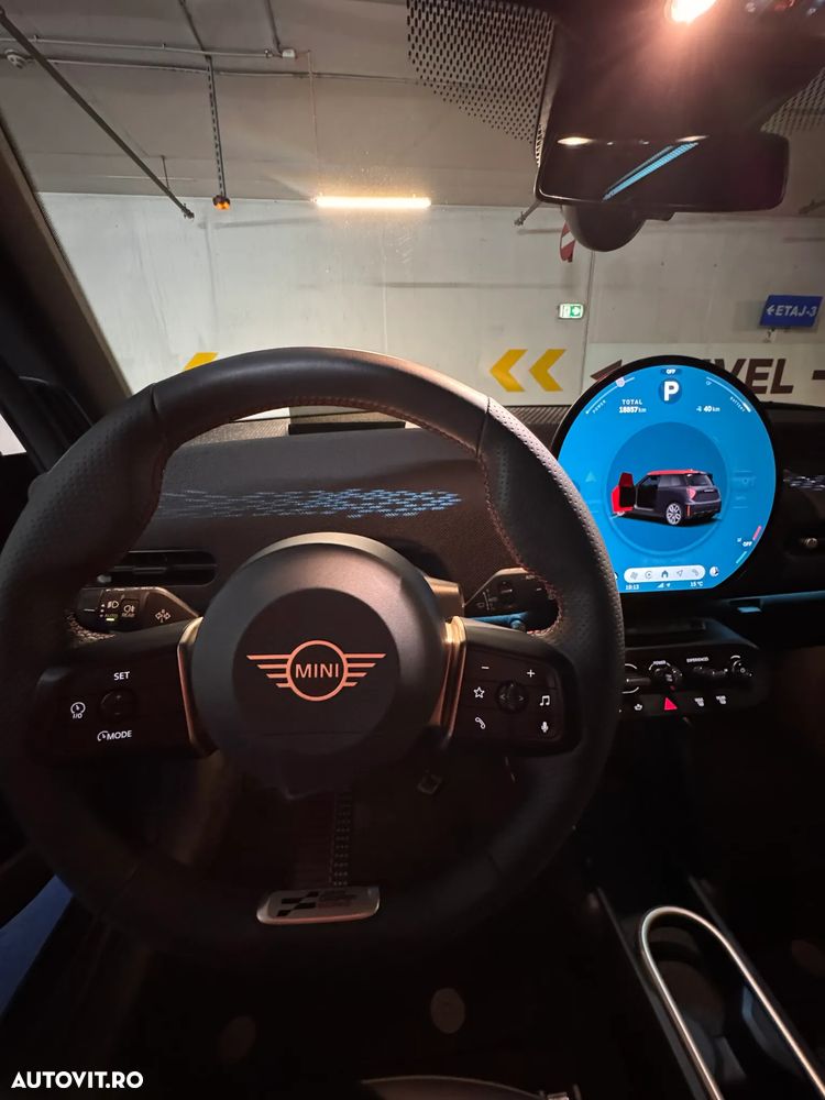 Mini Cooper SE Electric Trim - 11