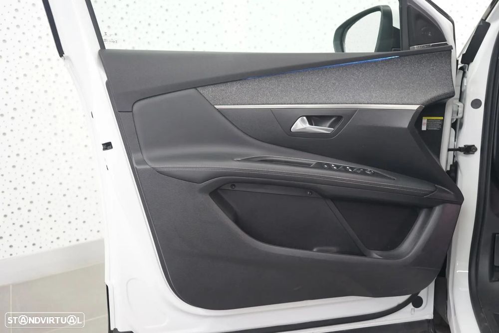 Peugeot 3008 1.2 PureTech Allure Pack EAT8 - 16