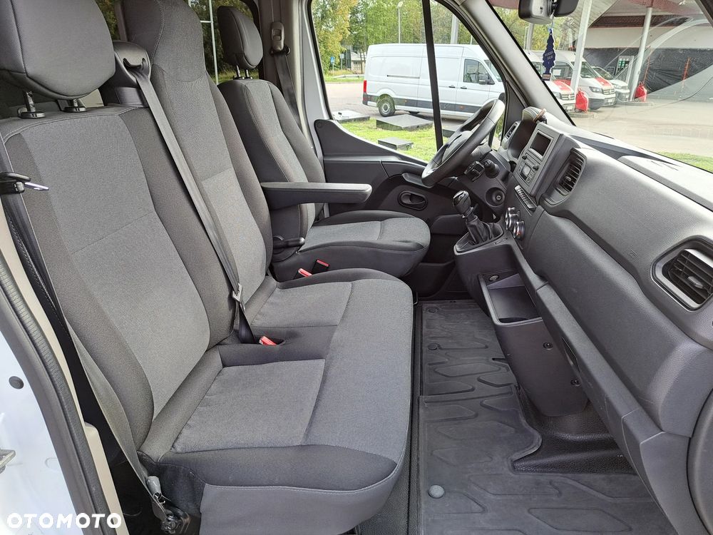 Renault Master - 18