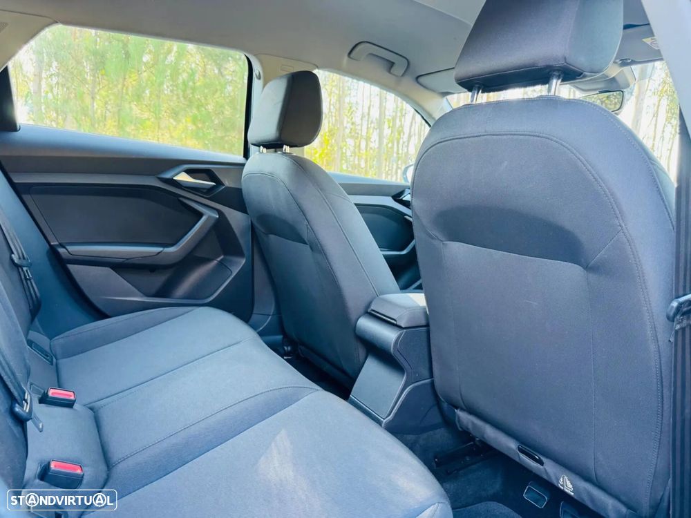 Audi A1 Sportback 25 TFSI SE Business Plus - 45
