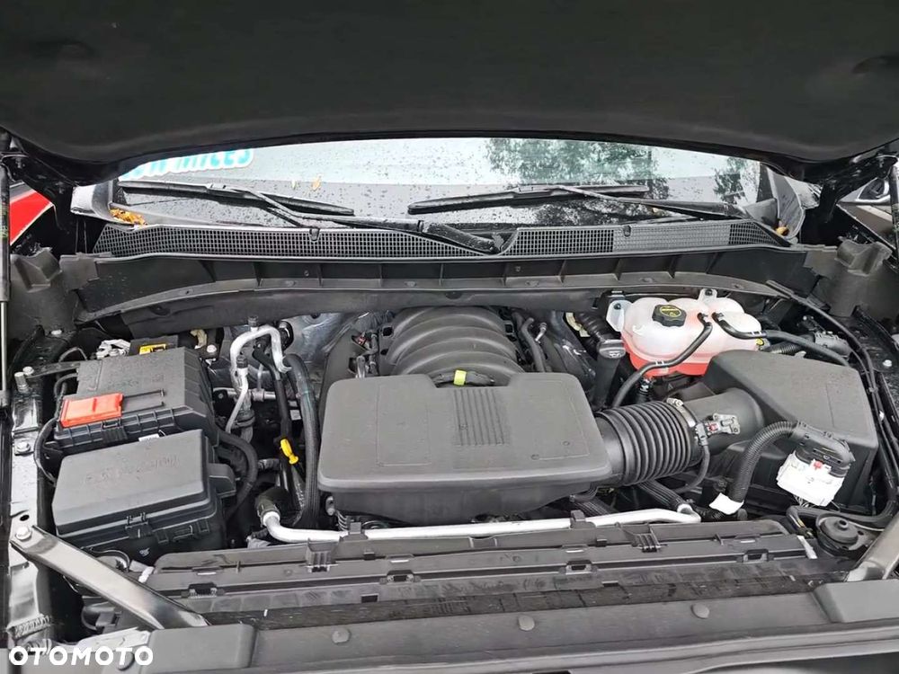 Chevrolet Silverado - 8