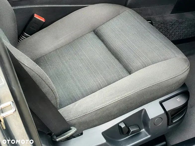 BMW Seria 5 - 17