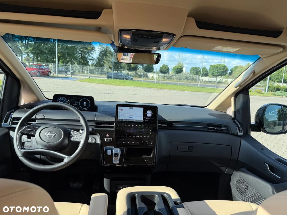 Hyundai Staria 1.6 T-GDI HEV Smart VIP - 20