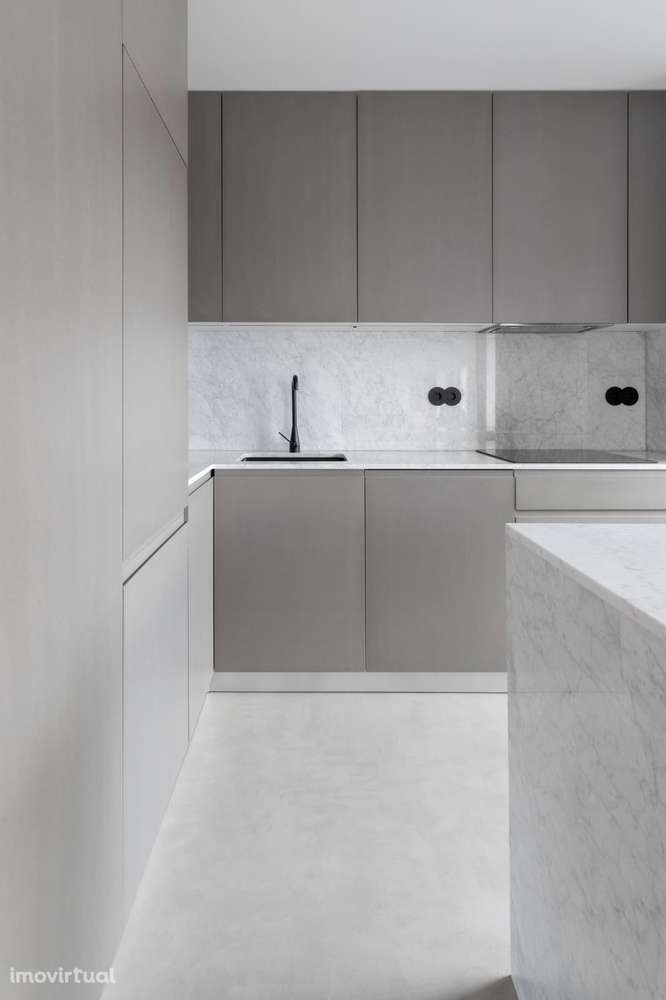 T3 remodelado com terraço - Rua Alexandre Ferreira - Grande imagem: 4/36