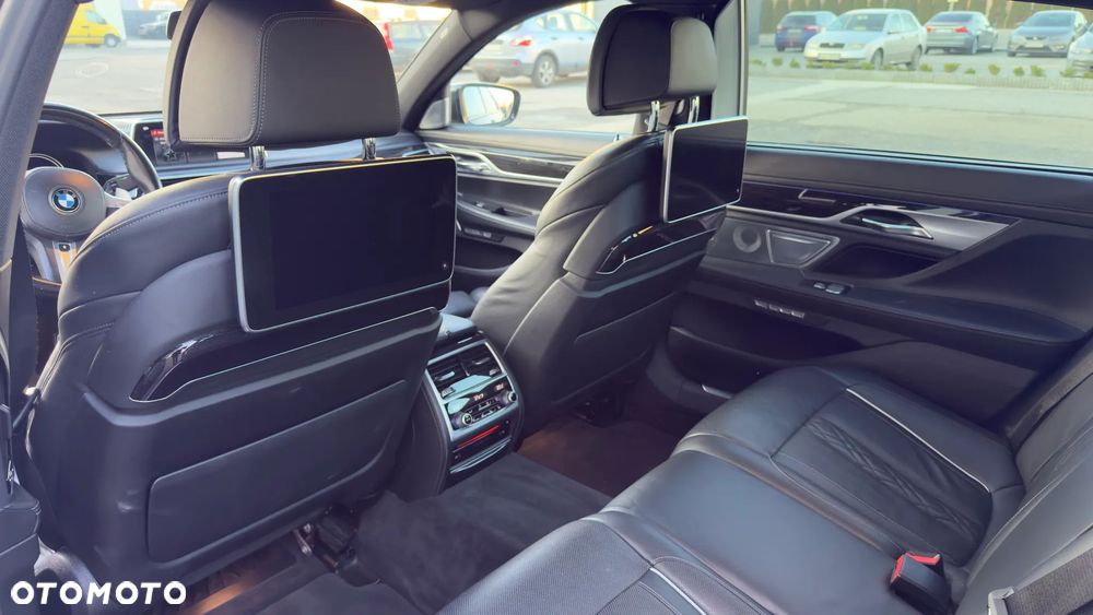 BMW Seria 7 750Ld xDrive - 13