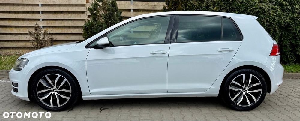 Volkswagen Golf - 21