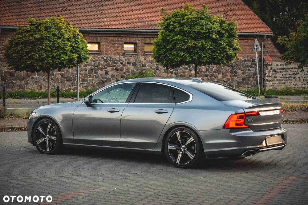 Volvo S90 T6 AWD R-Design - 13