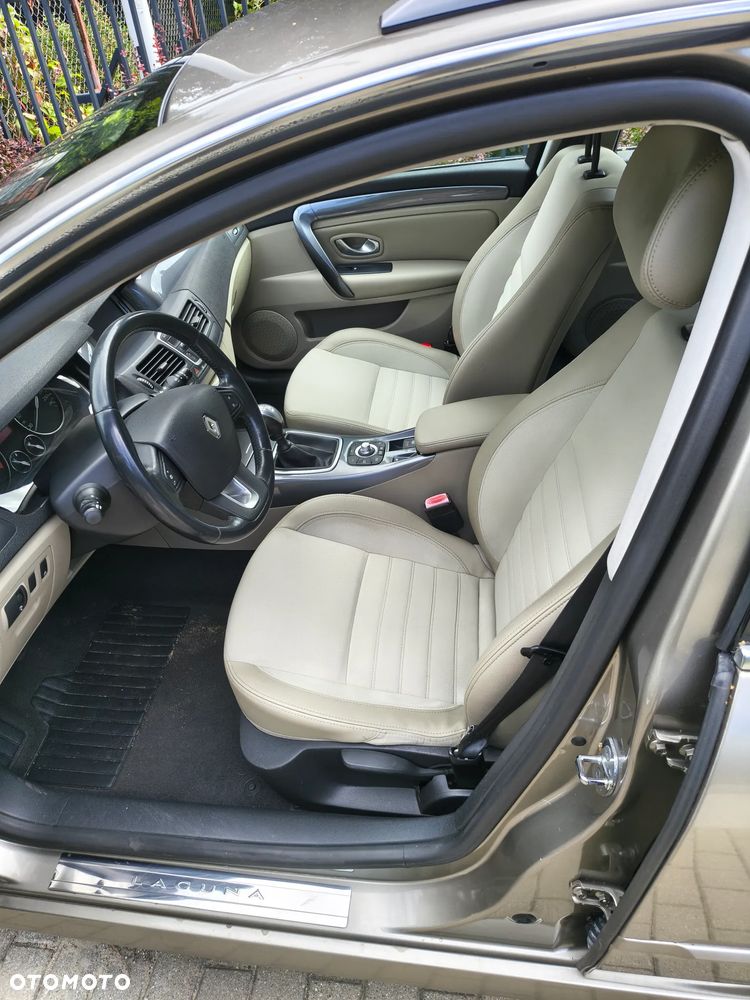 Renault Laguna 2.0 DCi Privilege - 9