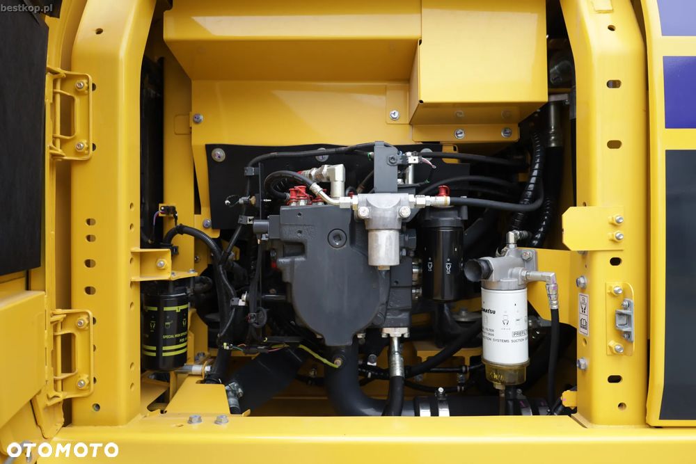 Komatsu PC210LC-11 - 31