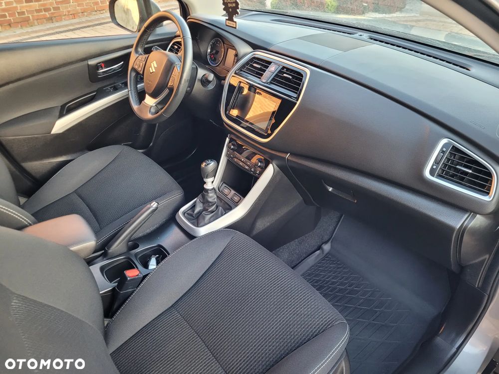 Suzuki SX4 S-Cross 1.4 SHVS Premium - 15