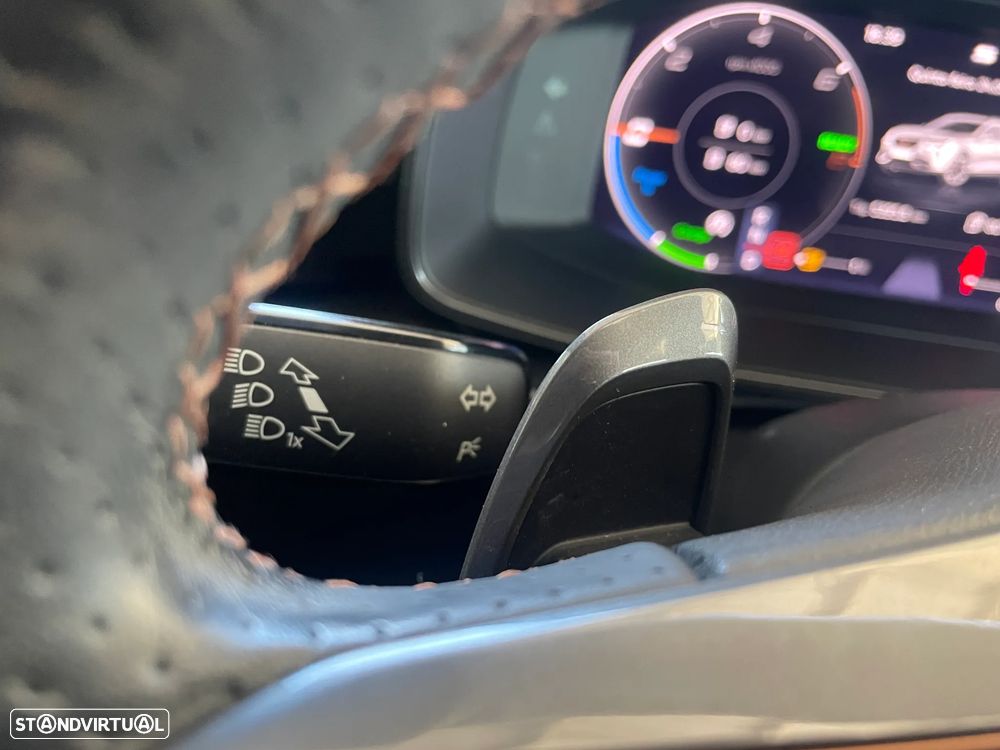 Cupra Formentor 1.4 e-Hybrid DSG Priority - 25