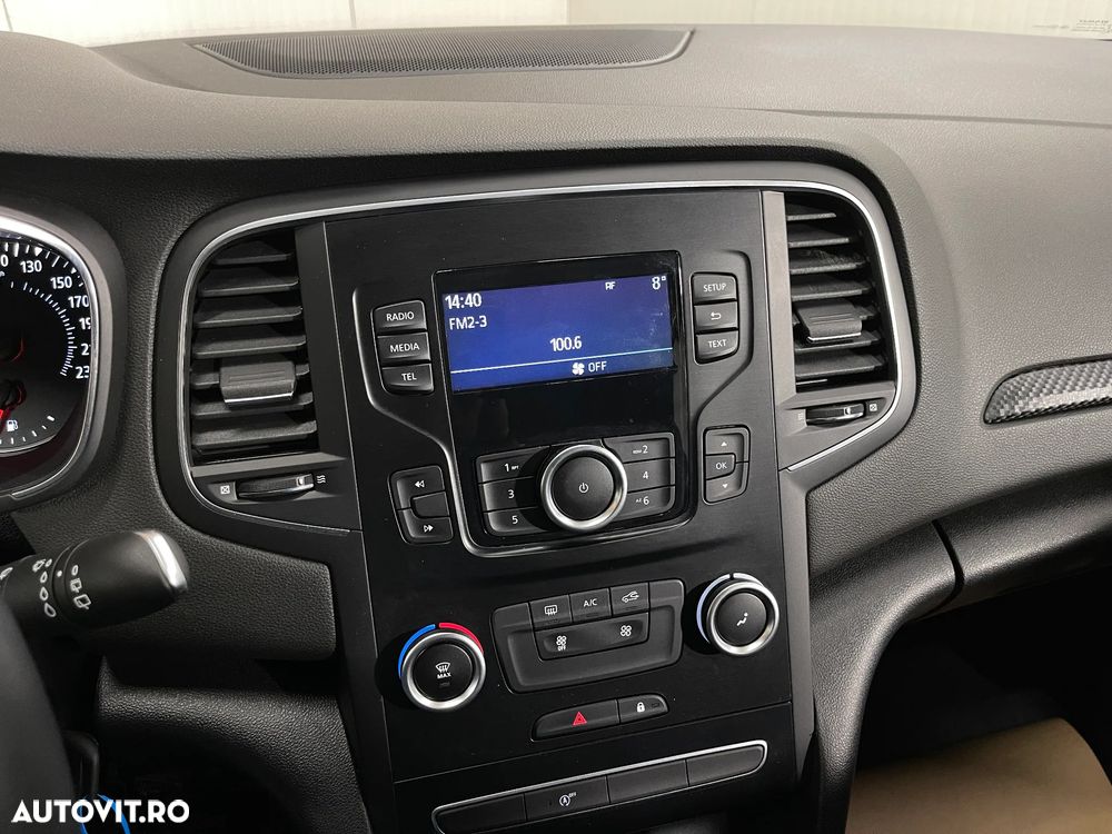 Renault Megane Blue dCi 116 Life - 13