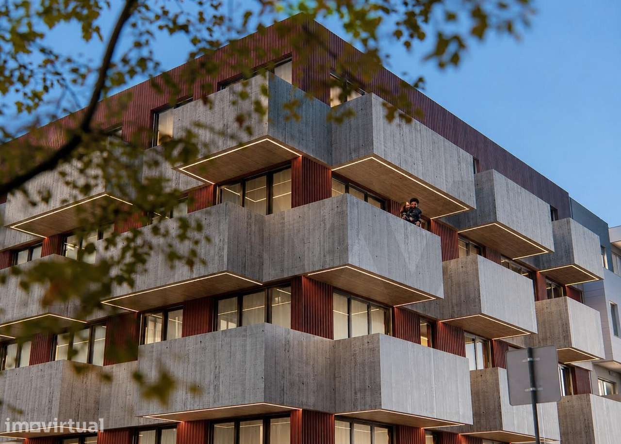 T2 Duplex de Excelência com 2 Suítes e 32m2 de Amplos Terraços | Centr - Grande imagem: 2/24
