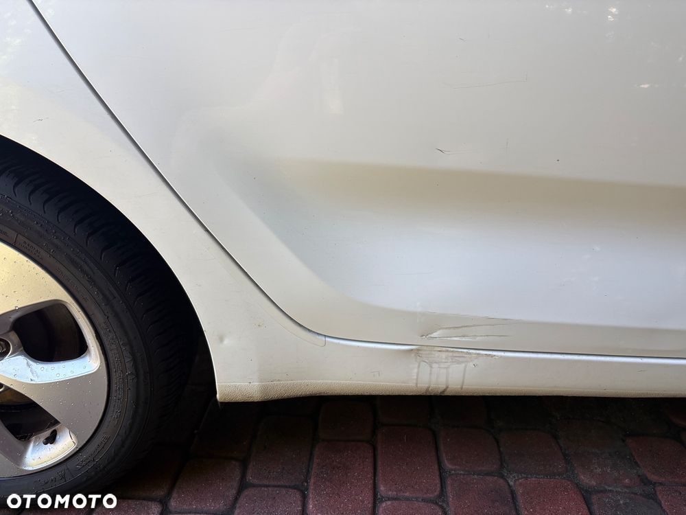 Kia Carens 1.7 CRDi XL - 17