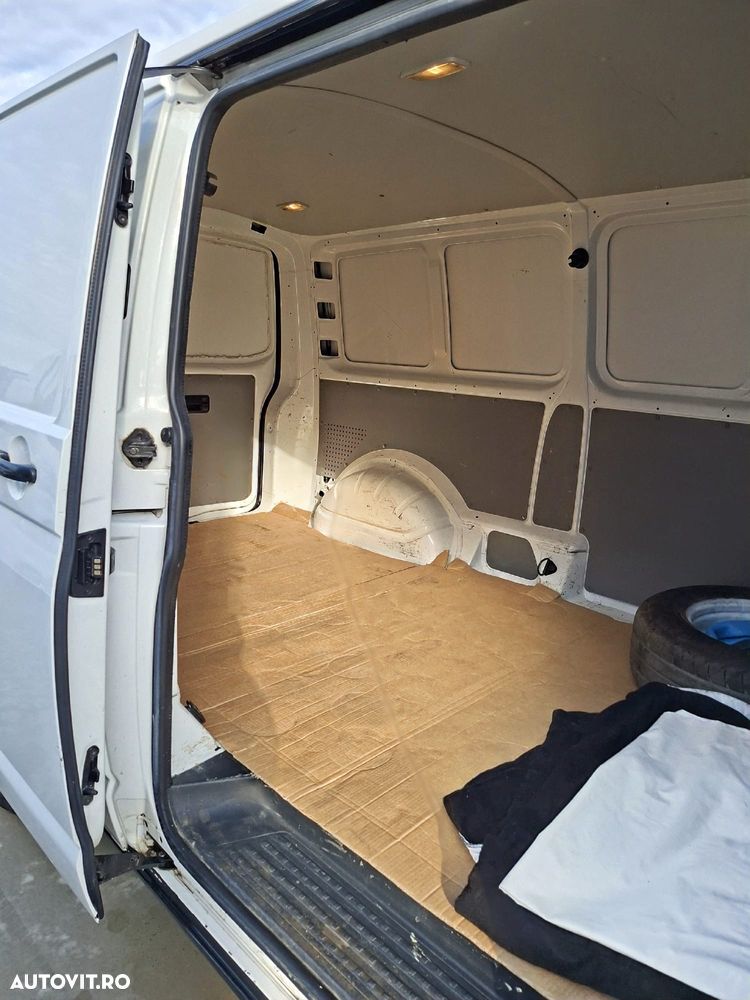 Volkswagen Transporter T5 - 9
