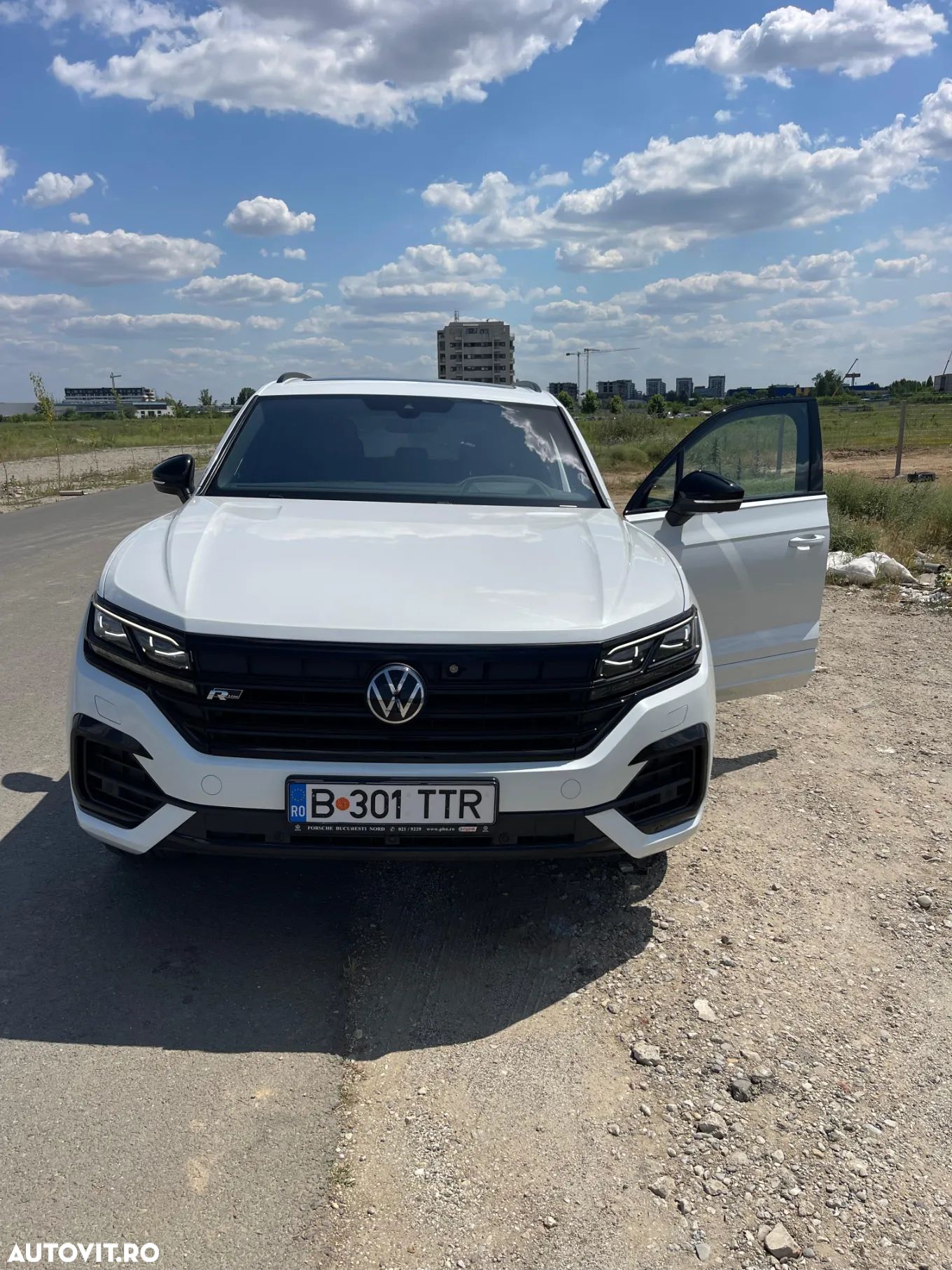 Volkswagen Touareg V6 TDI R-Style - 1