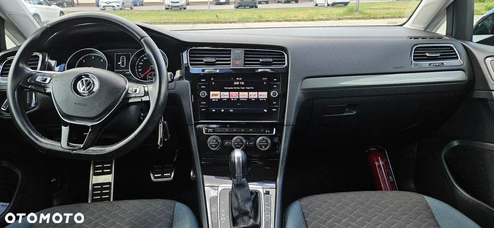 Volkswagen Golf 1.6 TDI SCR DSG IQ.DRIVE - 8