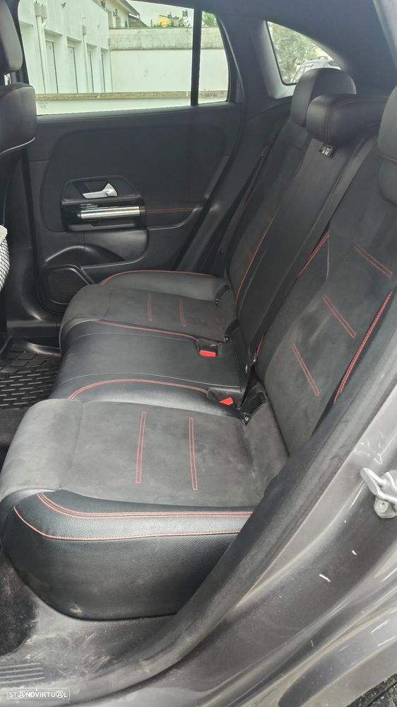 Mercedes-Benz GLA 180 d AMG Line - 5