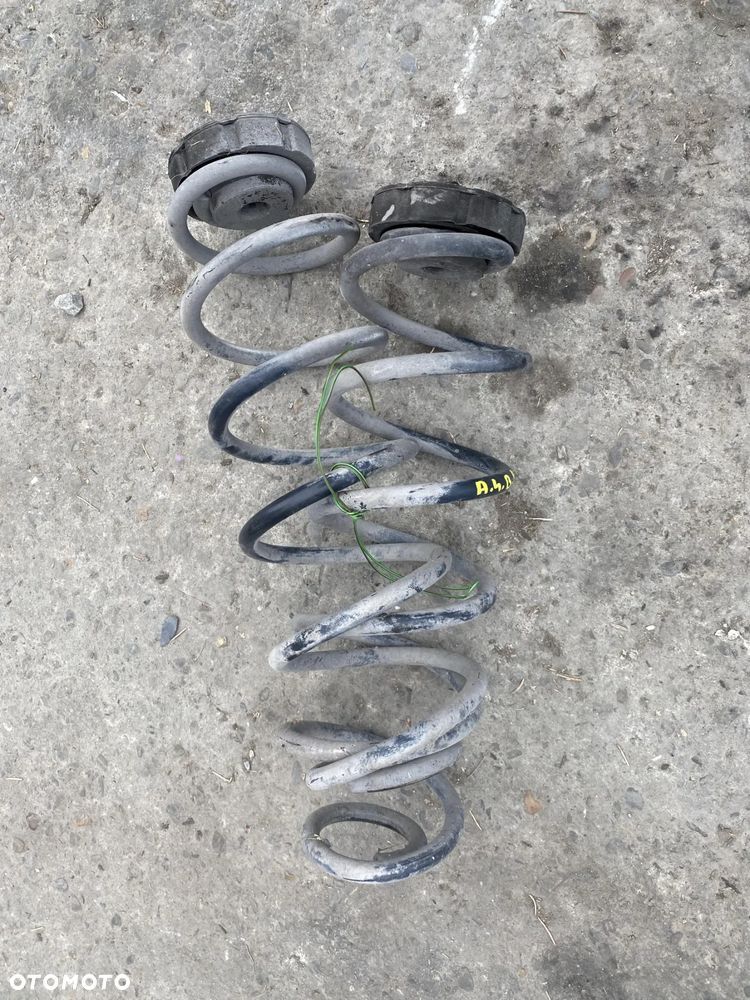 Sprężyny tylne tył 2szt AUDI A4 B8 - 1