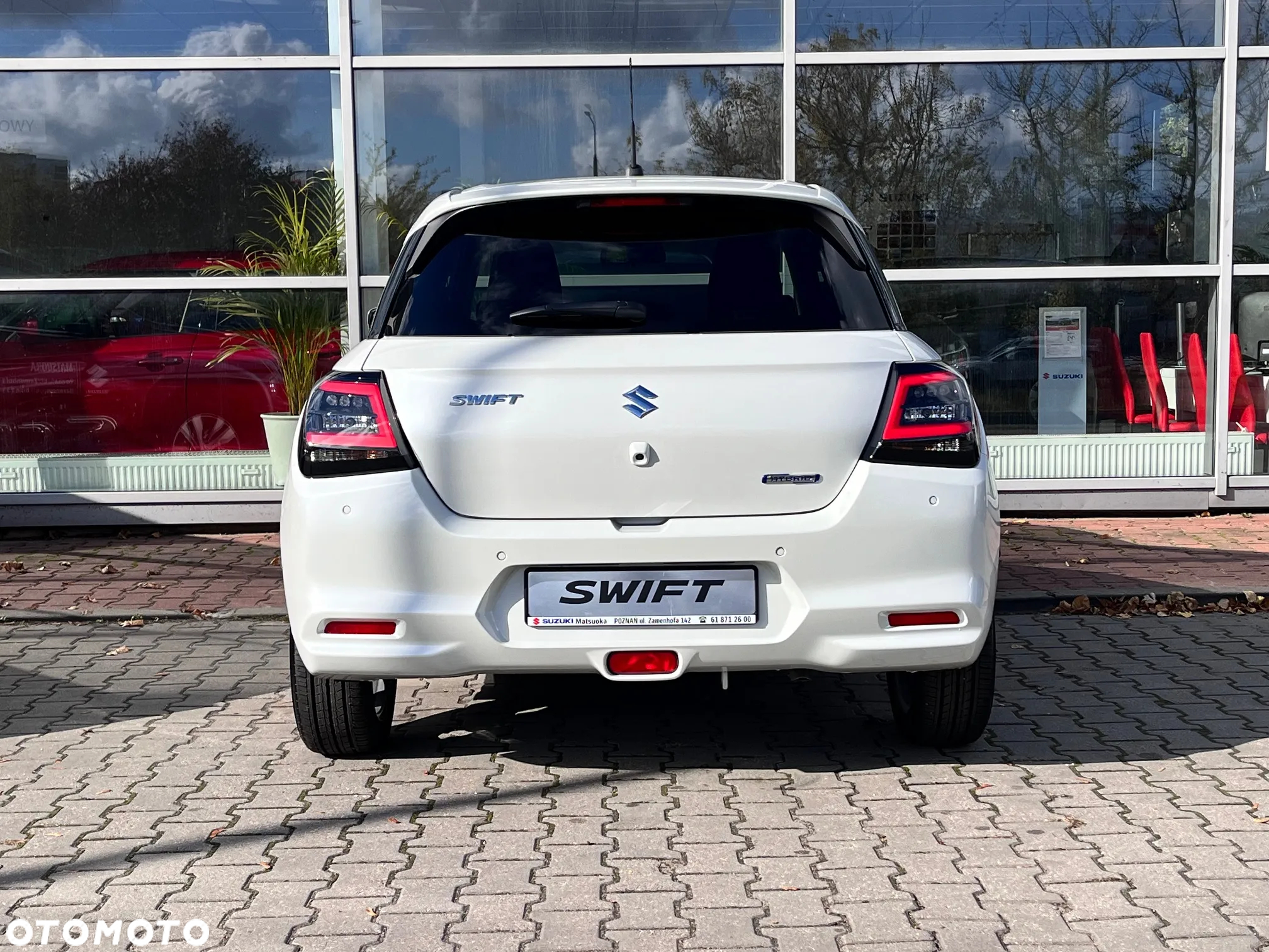 Suzuki Swift 1.2 Dualjet SHVS Elegance CVT - 6