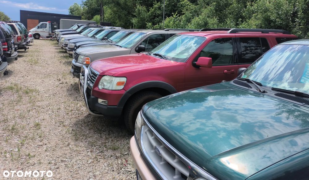 Ford Explorer 4.0 4WD - 15